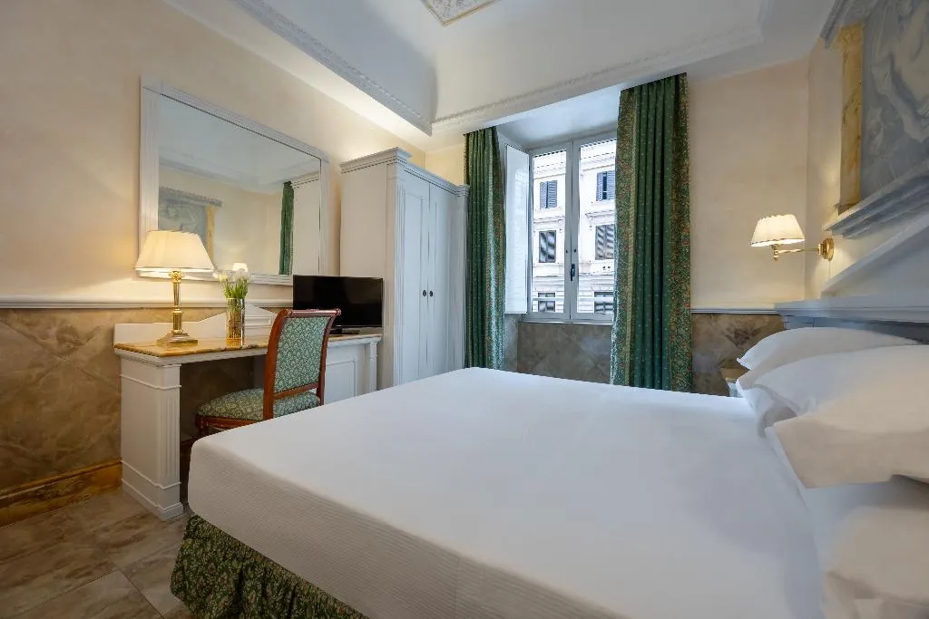 DOUBLE DELUXE Room, Palladium Palace, Rome