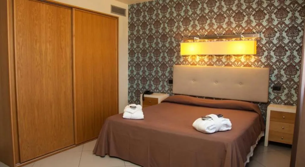 TRIPLE EXECUTIVE Room, 4 Spa Hotel, Catania