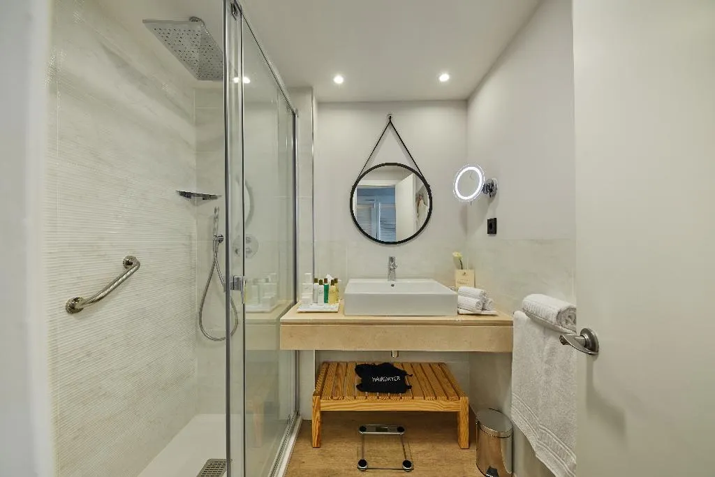 DOUBLE SINGLE USE POOL VIEW Room, Grand Hyatt Lanzarote Playa Dorada Resort, Lanzarote