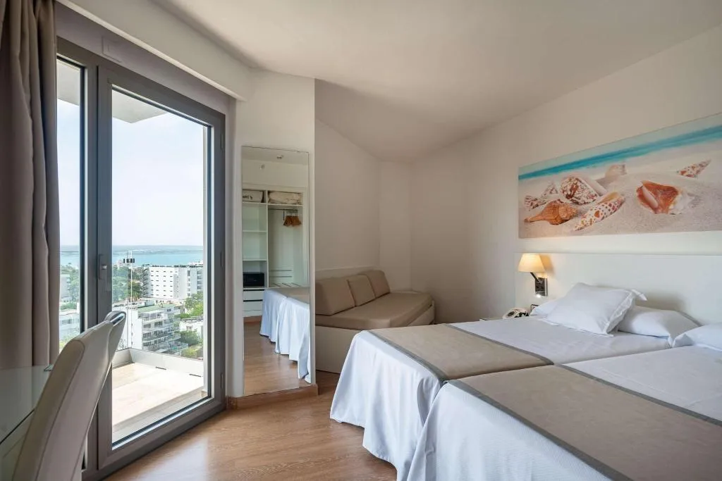 TWIN SEA VIEW WITH BALCONY Room, THB Maria Isabel, Majorca