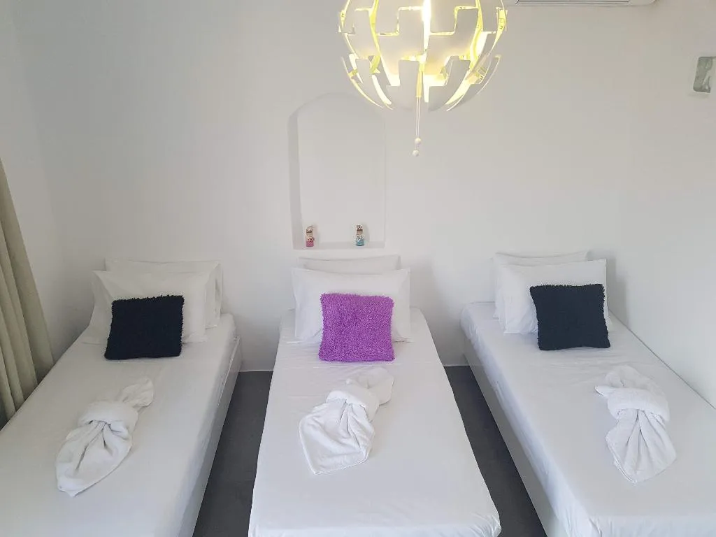 SUITE SEA VIEW CAPACITY 3 Room, Karma Suites, Mykonos