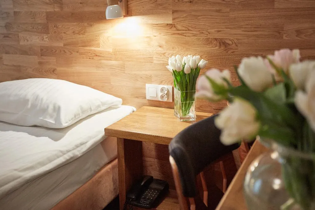 Room, Batory, Krakow