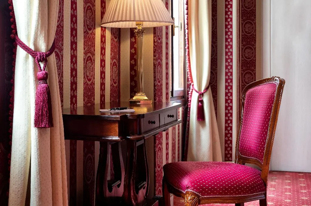 JUNIOR SUITE CLASSIC Room, Sina Palazzo Sant'Angelo, Venice