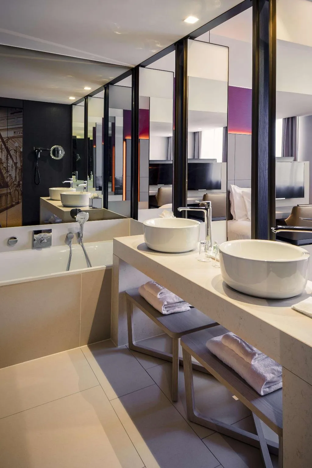 Room, Anantara Grand Hotel Krasnapolsky Amsterdam, Amsterdam