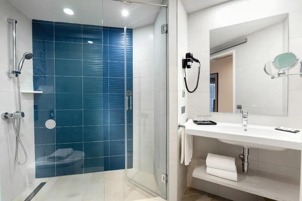 JUNIOR SUITE LAGOON VIEW Room, Hotel Riu Vistamar - All Inclusive, Gran Canaria
