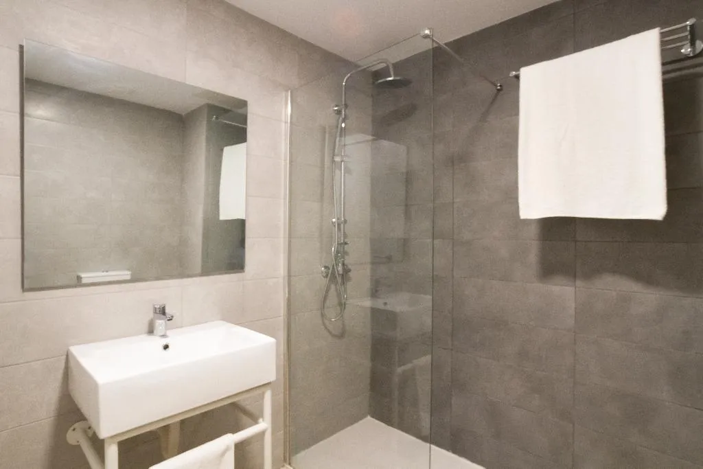 TRIPLE POOL VIEW Room, Hotel Ibersol Sorra d'Or, Costa Brava