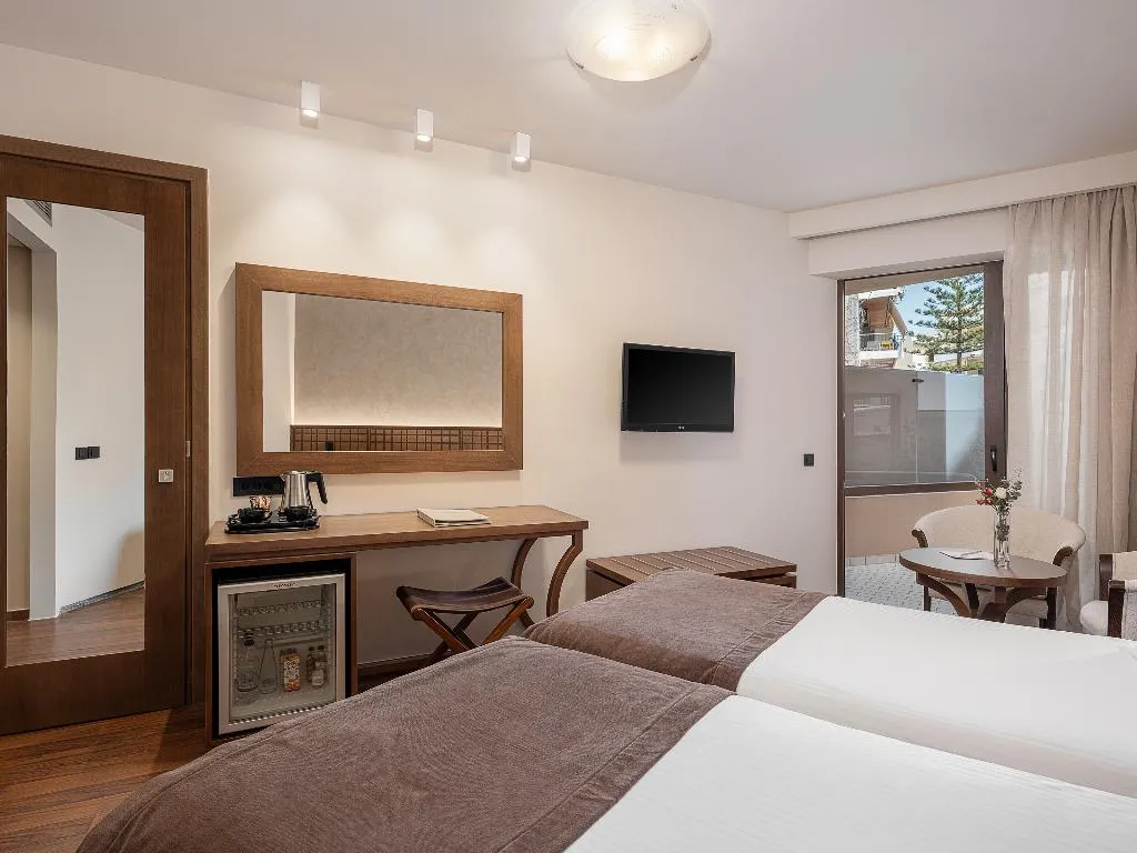 FAMILY ROOM SUPERIOR Room, Civitel Akali, Crete