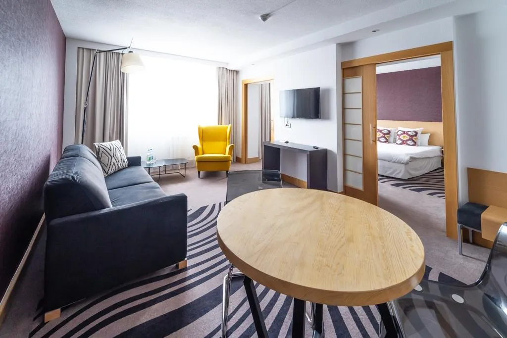 SUITE STANDARD Room, Novotel Krakow City West, Krakow
