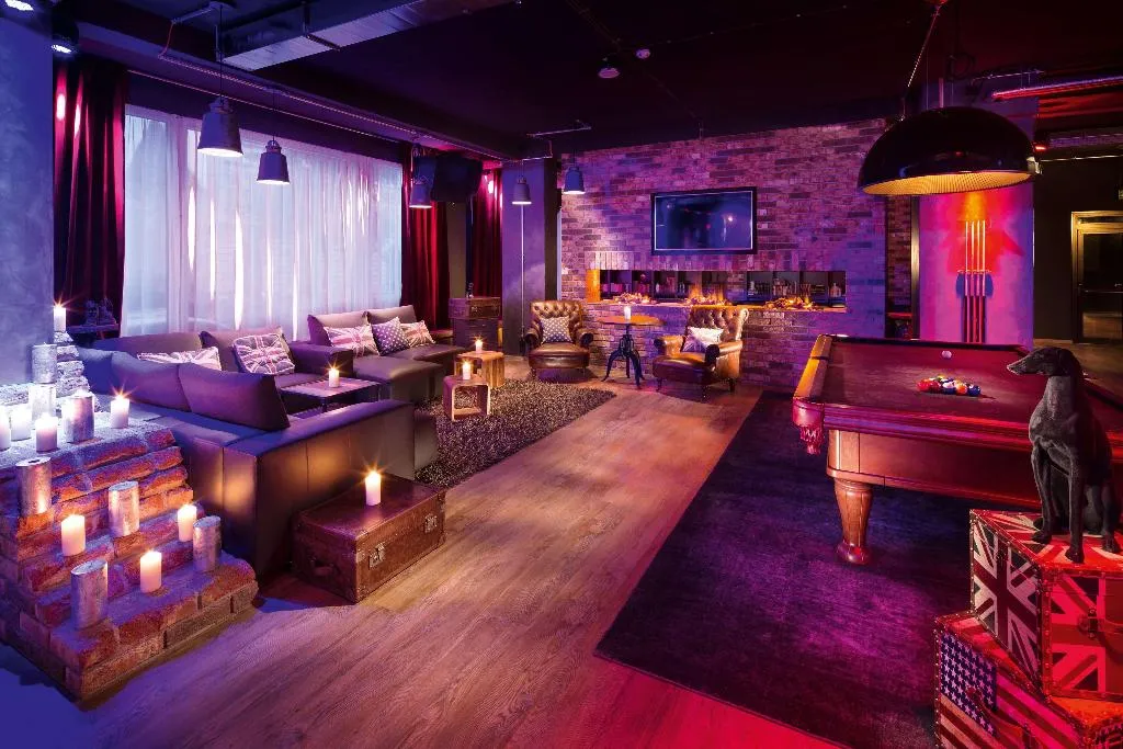 Bar, Pulse 8, Prague