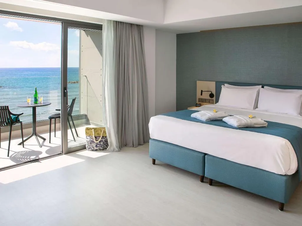 Room, Mercure Larnaca Beach Resort, Cyprus