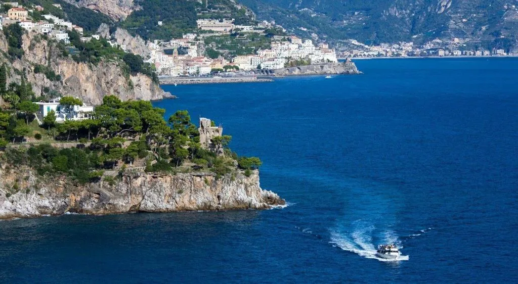 General view, Le Terrazze, Naples