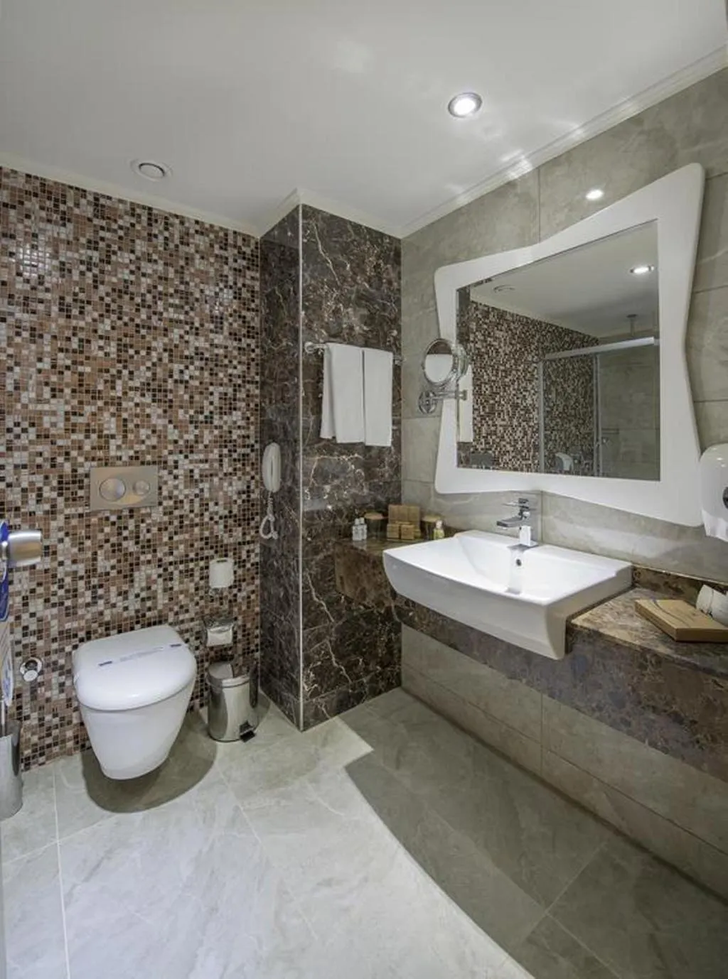 FAMILY ROOM SIDE SEA VIEW Room, Crystal Sunset Pearl Collection, Antalya