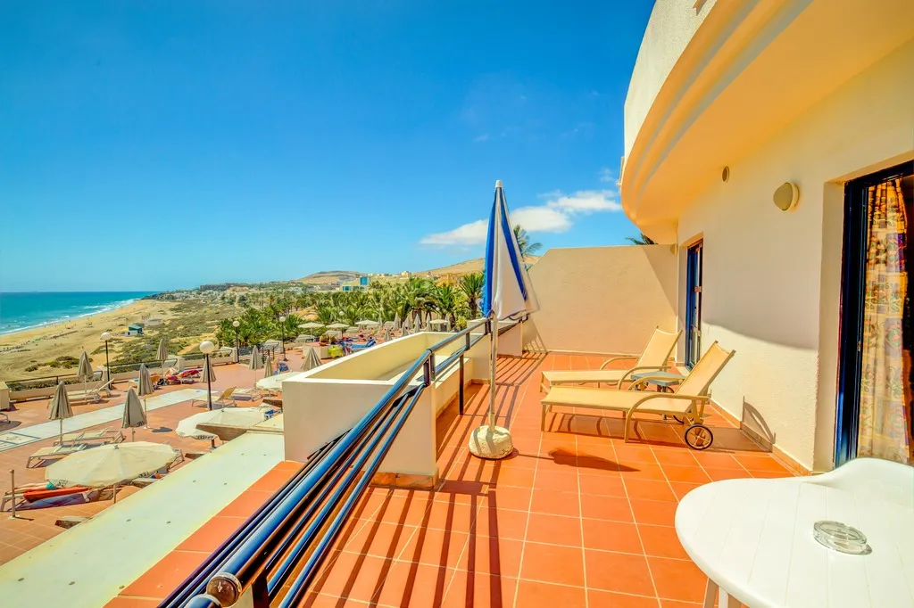 Terrace, SBH Crystal Beach Hotel & Suites, Fuerteventura