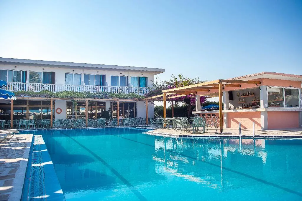 Pool, Belvita, Rhodes