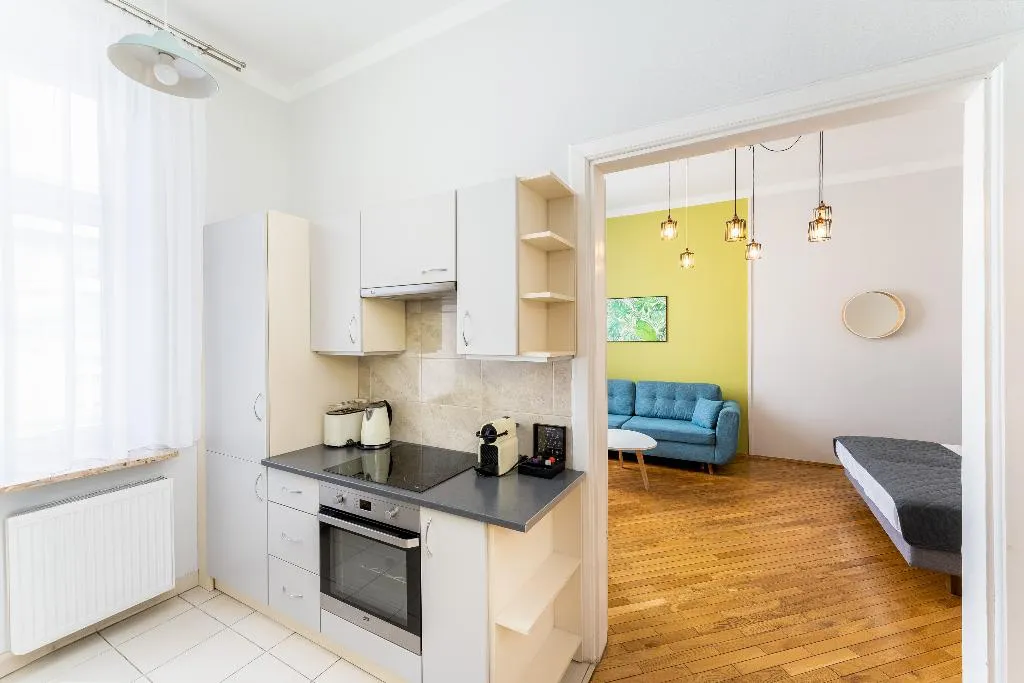 APARTMENT DELUXE TWO BEDROOM Room, 1898 Parkside Boutique Residence, Krakow