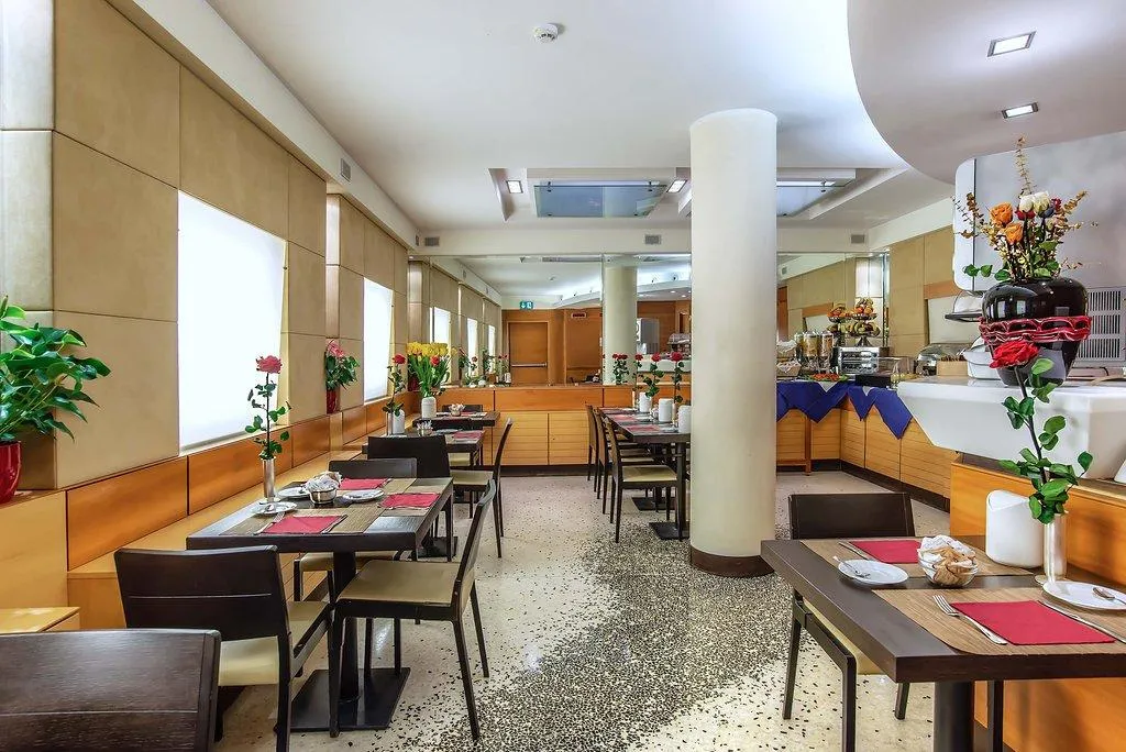 Lobby, Memphis, Rome