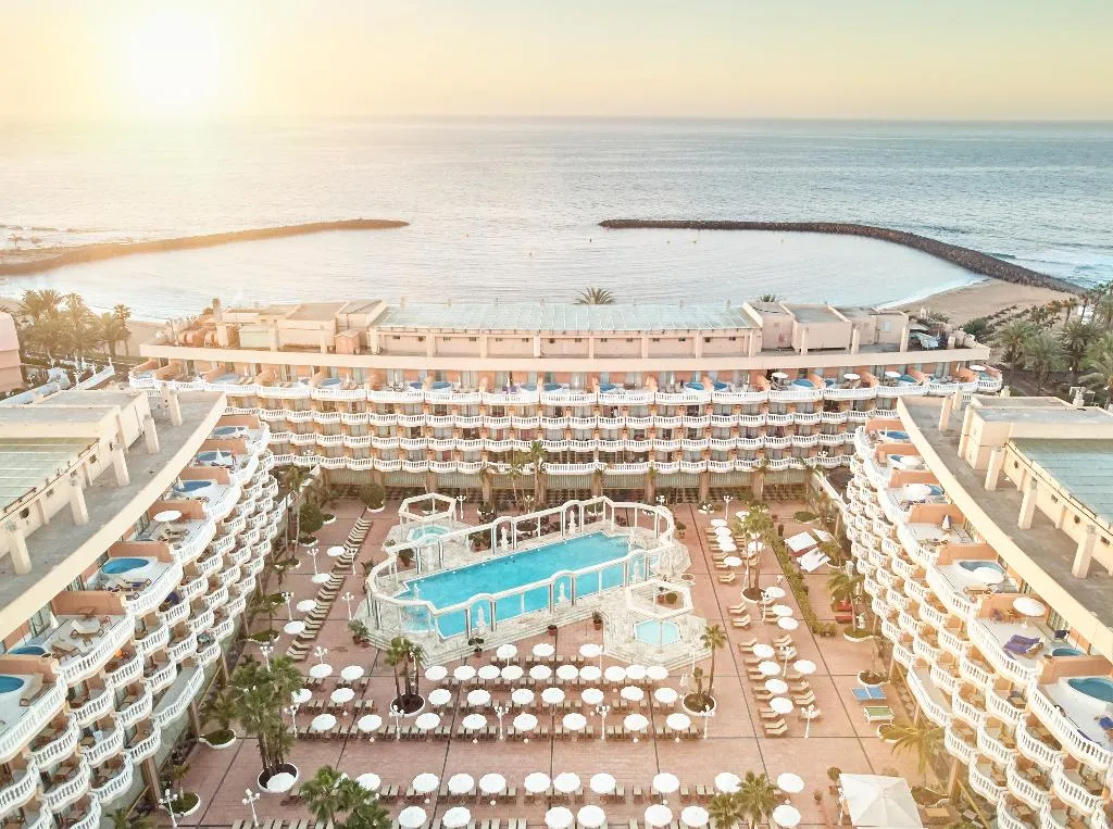 General view, Cleopatra Palace Hotel, Tenerife