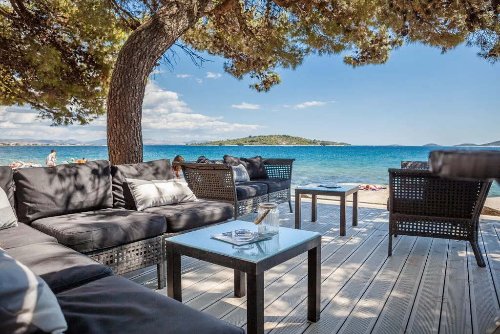 Bar, Villas Arausana and Antonina, Split