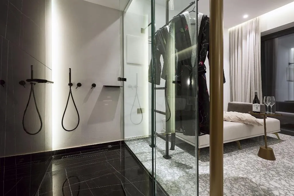 Room, Dyo Suites, Crete