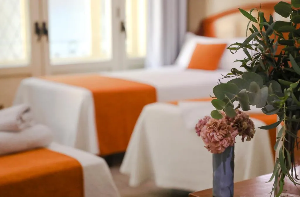 QUADRUPLE STANDARD Room, San Lorenzo, Madrid