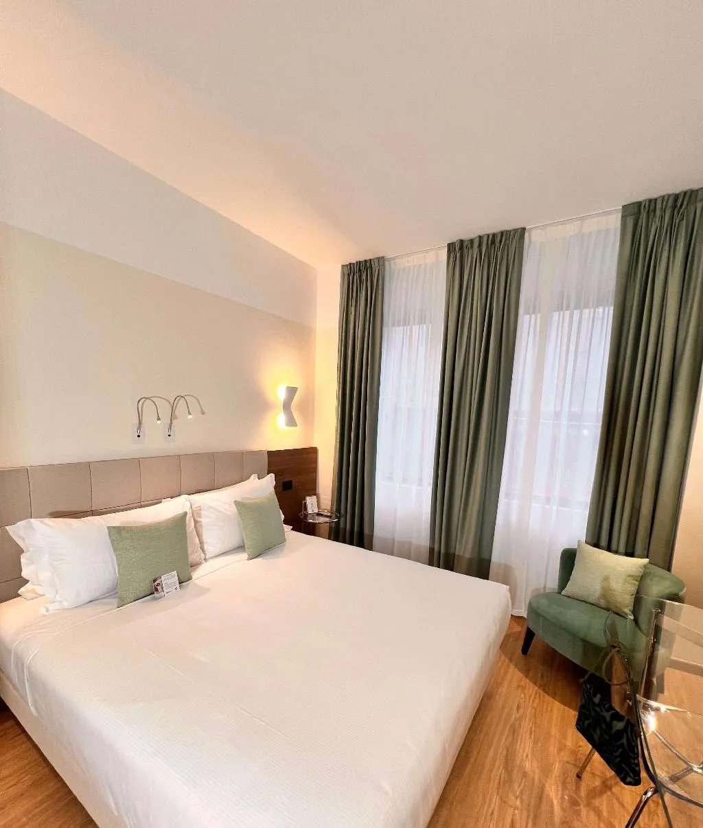 DOUBLE QUEEN SIZE BED Room, Best Western Hotel City, Milan