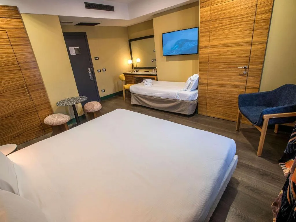 Room, Mercure Roma Centro St. John, Naples