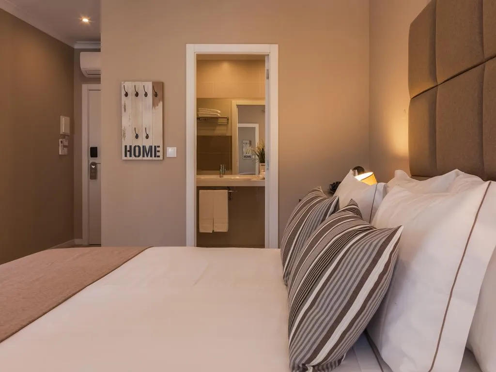 DOUBLE STANDARD Room, Vila Garden Guesthouse, Lisbon