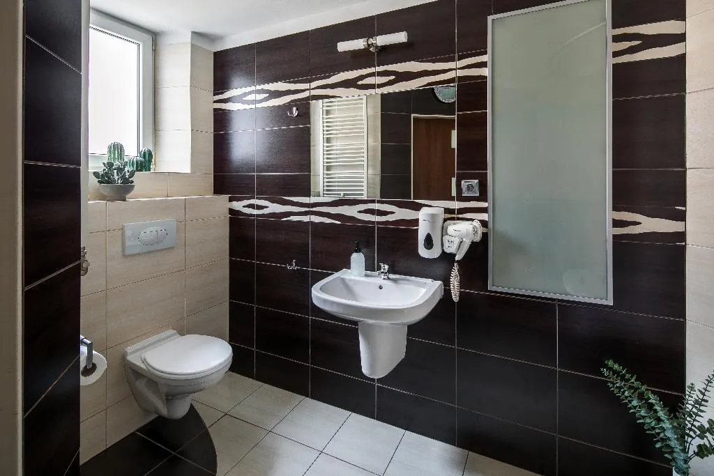 QUADRUPLE DUPLEX SUPERIOR Room, The Royal Path Aparthotel, Krakow