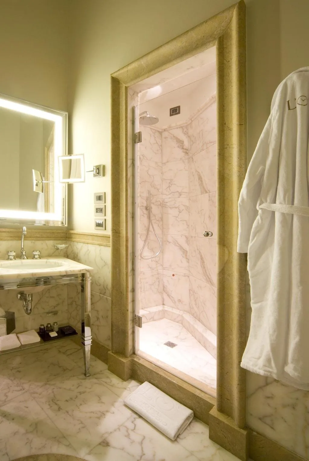 DOUBLE DELUXE ONE BED Room, L'Orologio, Florence