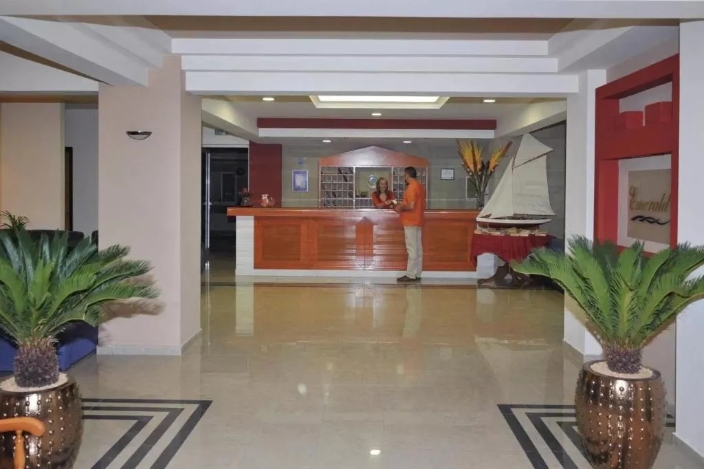 Lobby, Emerald, Rhodes