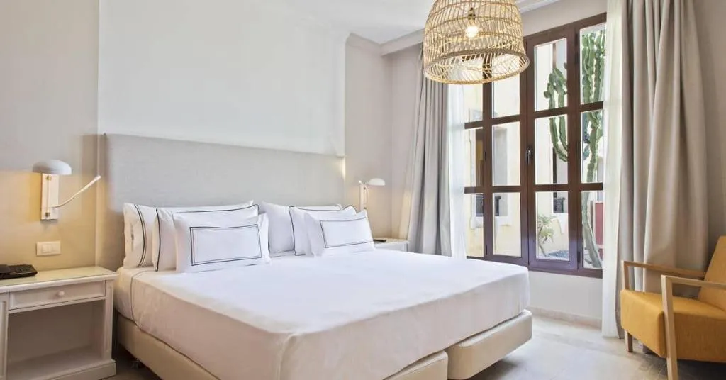JUNIOR SUITE STANDARD Room, Melia Villaitana, Costa Blanca
