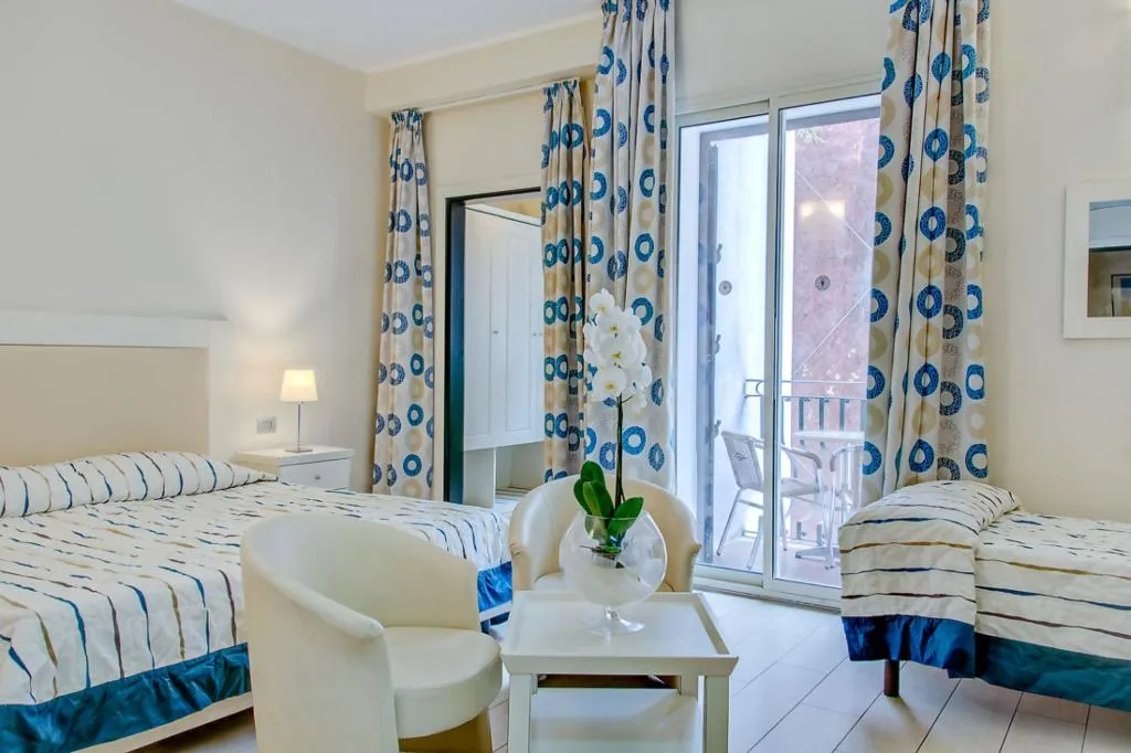 DOUBLE SUPERIOR Room, Ariston and Palazzo Santa Caterina, Taormina