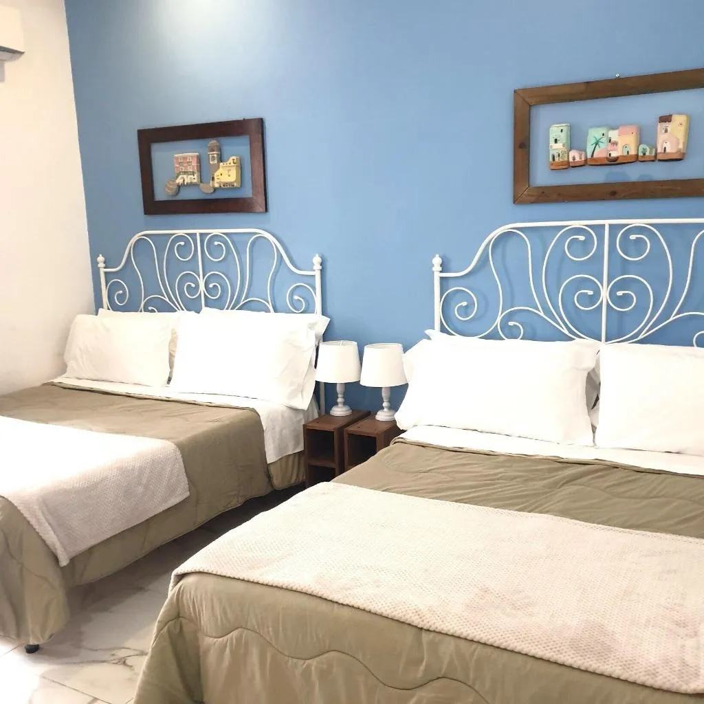 Room, La Locanda Dell Arte, Naples