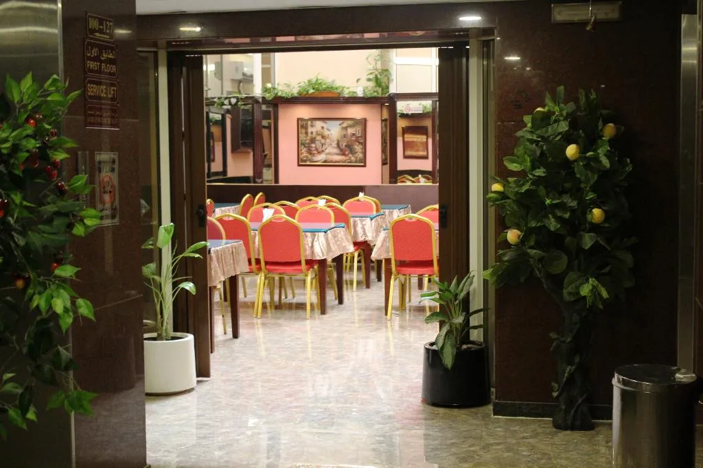 Restaurant, Mount Royal Hotel, Dubai