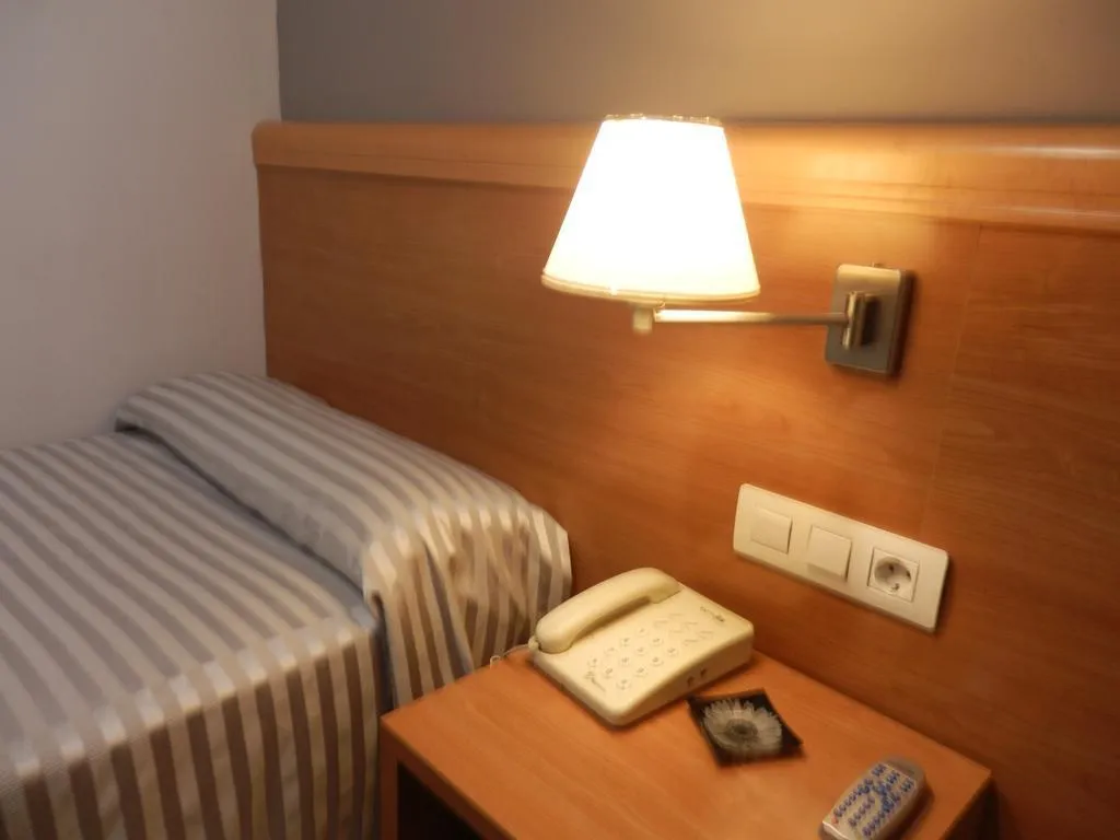 Room, Ingles, Barcelona