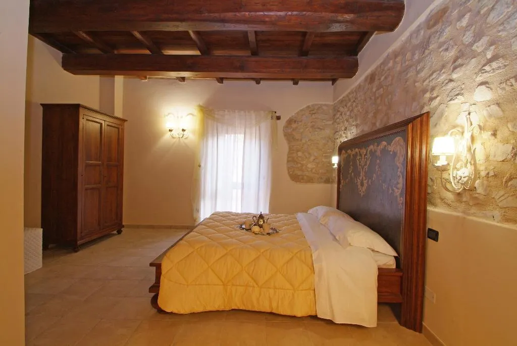 TRIPLE CLASSIC Room, Palazzo Del Papa Agriturismo, Perugia