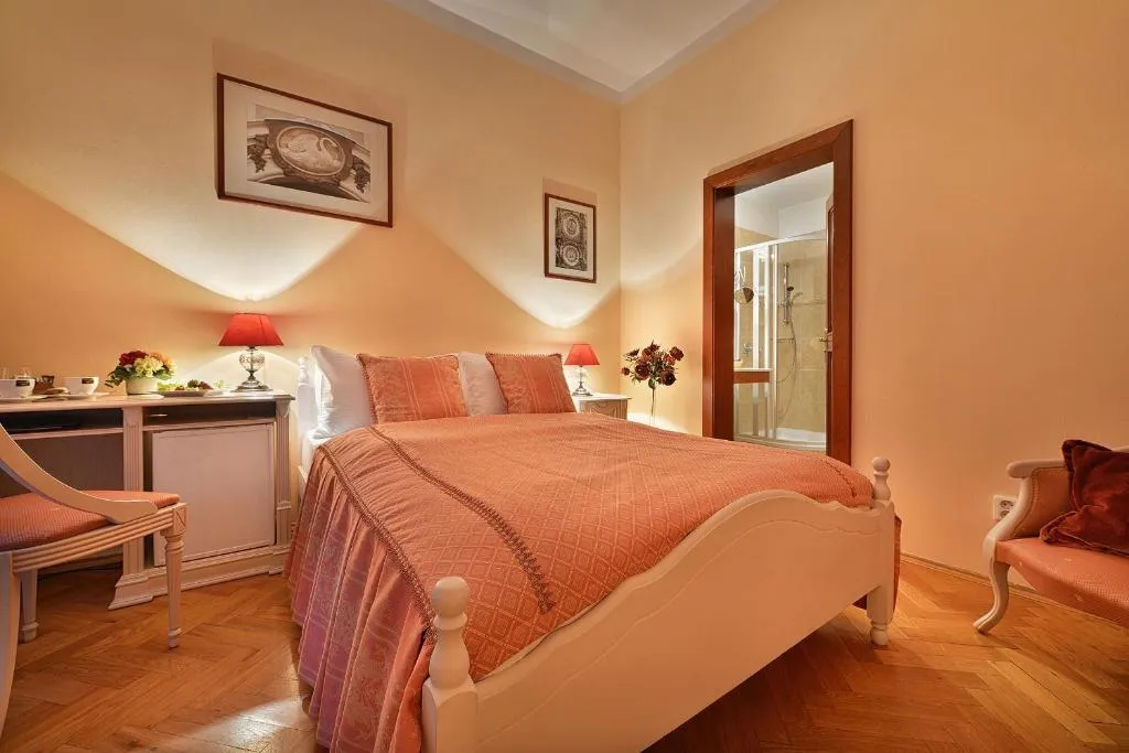 SINGLE STANDARD Room, Boutique Hotel Constans, Prague
