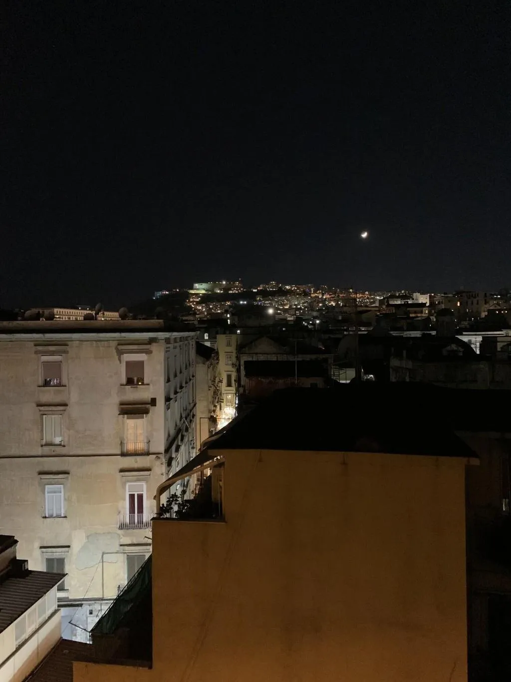 Room, B&B Tarumbò, Naples