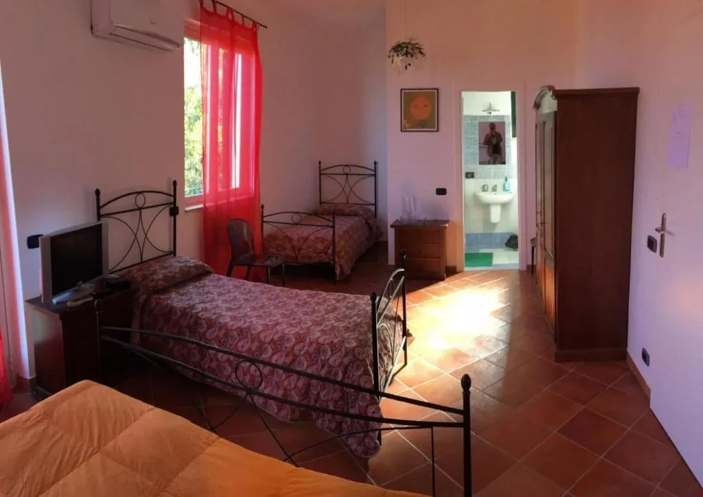 Room, B&B villa zia Febronia, Catania