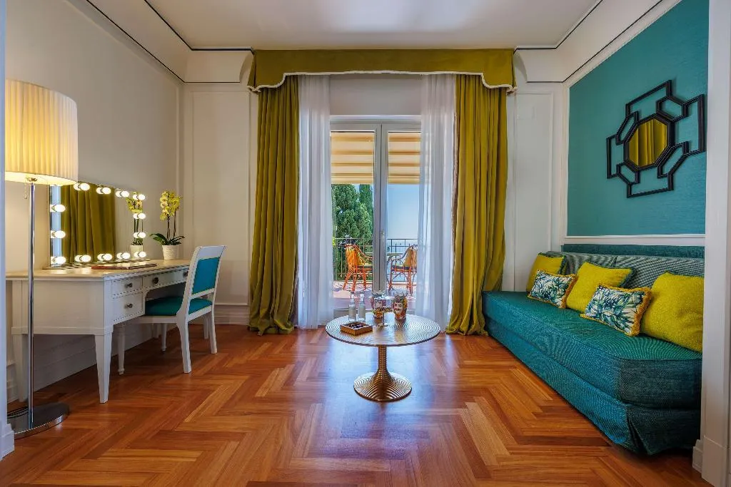 JUNIOR SUITE WITH TERRACE Room, Grand Hotel San Pietro, Taormina