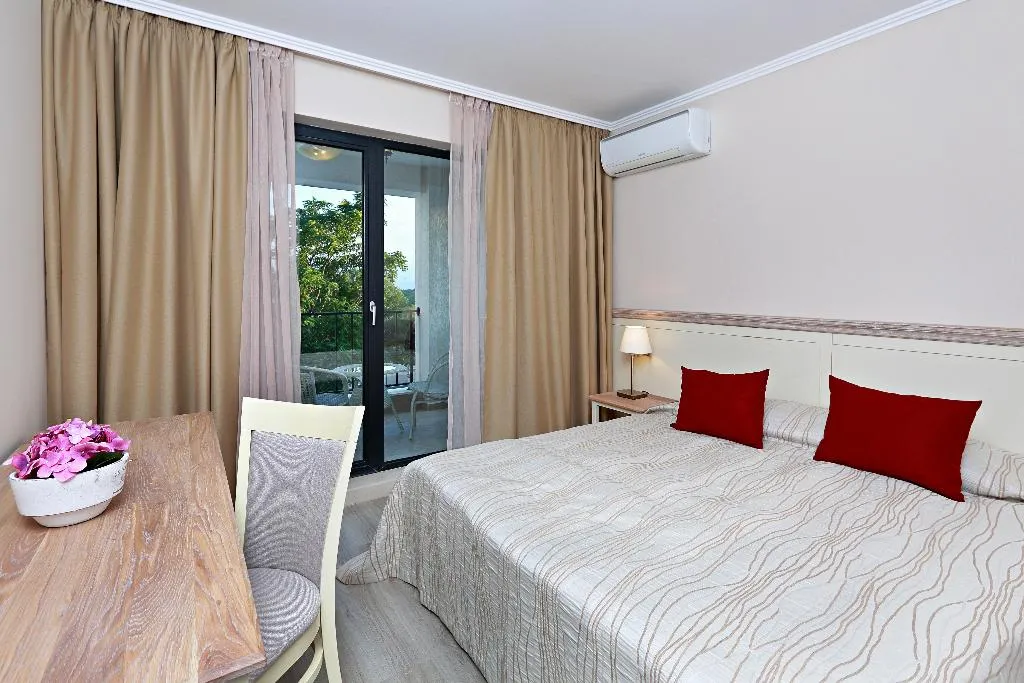 SUITE ONE BEDROOM Room, White Rock Castle Suite Hotel & Spa, Varna