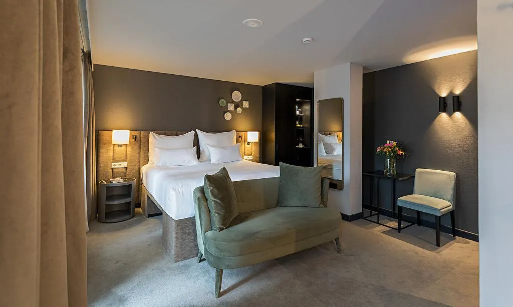 DOUBLE DELUXE Room, Pestana Amsterdam Riverside, Amsterdam