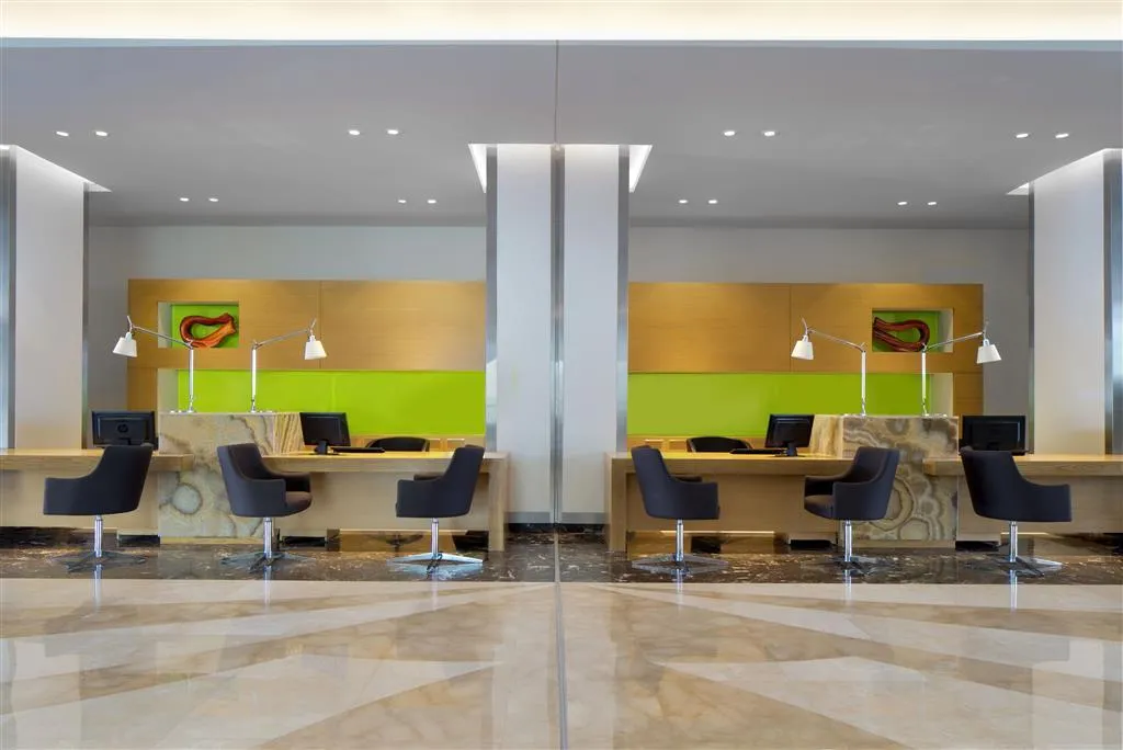 Lobby, Le Meridien Cairo Airport, Cairo