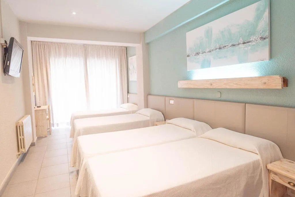 Room, S'Agoita, Costa Brava
