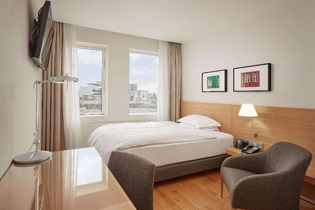 SINGLE GUEST ROOM Room, Hilton Reykjavik Nordica, Reykjavik