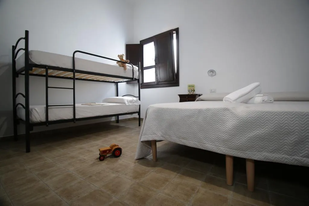 QUADRUPLE CLASSIC Room, Ghivine Albergo Diffuso, Olbia