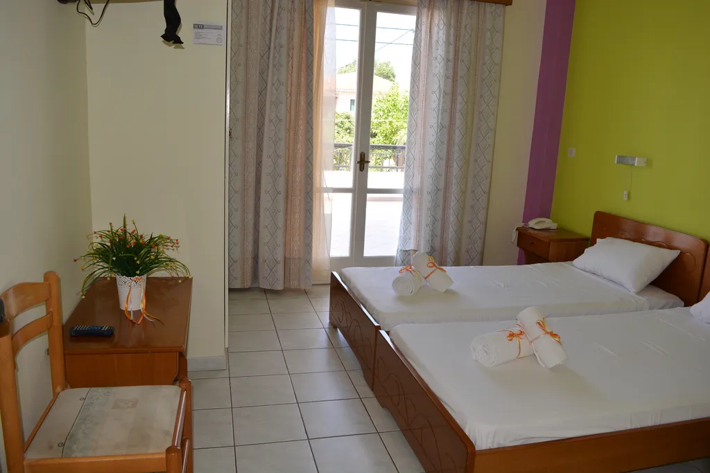 APARTMENT STANDARD Room, Montes Studios & Apartments, Zante
