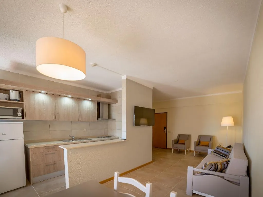 APARTMENT CAPACITY 2 ONE BEDROOM Room, Flor Da Rocha, Algarve
