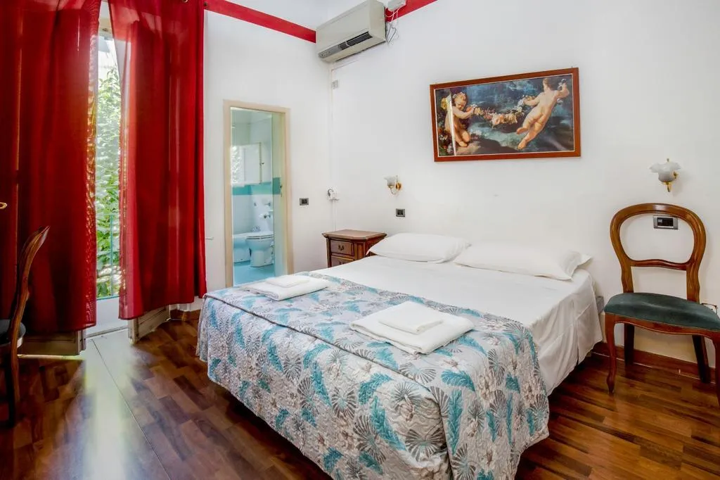 DOUBLE STANDARD Room, Piccolo Hotel, Florence