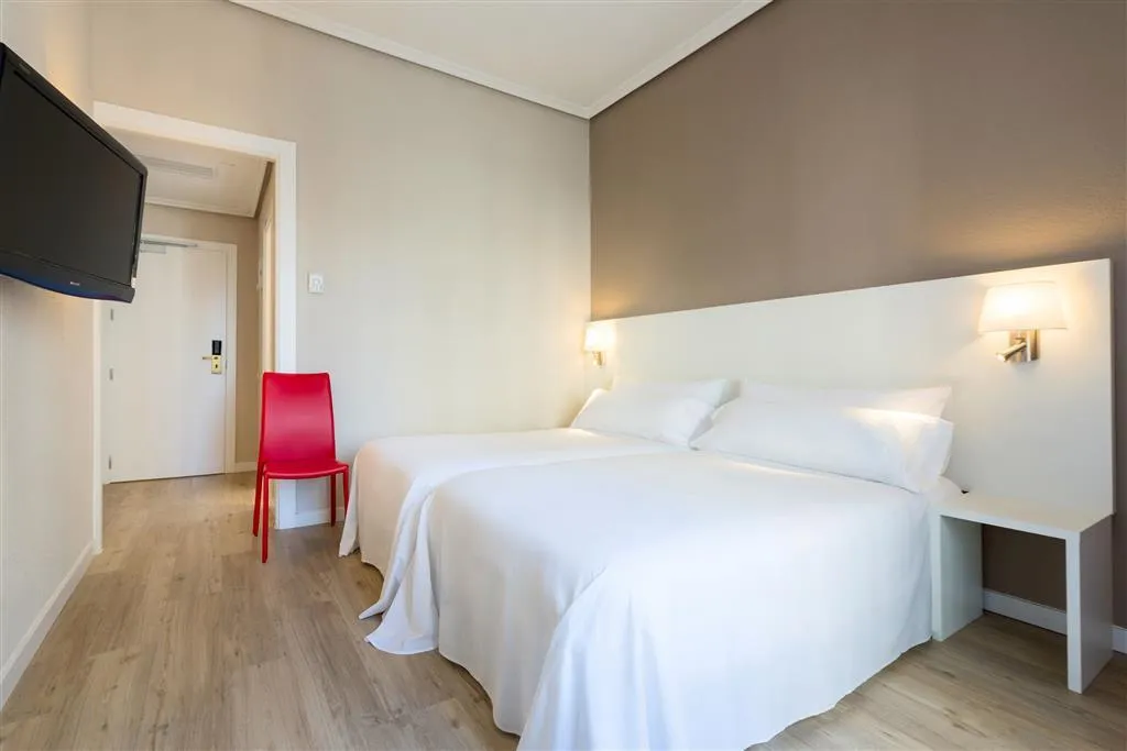 Room, Zel Madrid, Madrid
